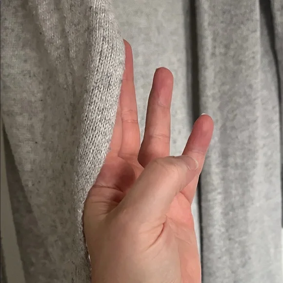 Doe & Rae Light Gray Open Cardigan - Picture 5 of 6